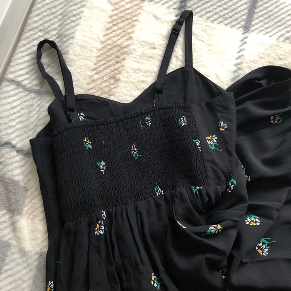 Black flowered sundress - Picture 3 of 3
